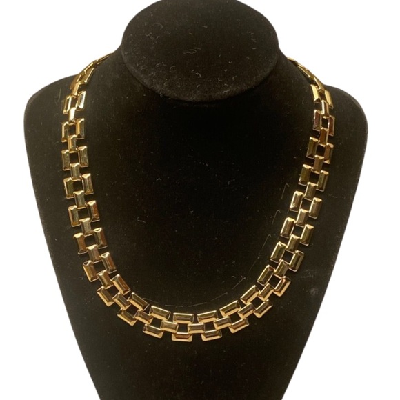 Vintage Avon Chunky Chain Necklace Tile gold link AVON gold tone 18" - Picture 4 of 13
